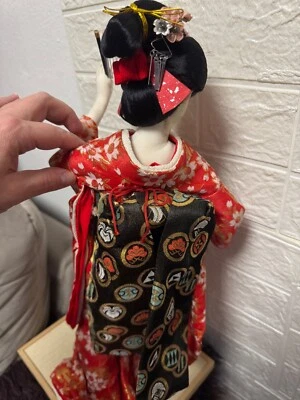 Geisha Figur Stoff 47 cm groß.gute Zustand.keine sichtbare Beschädigungen sichtb - Bild 1 von 4