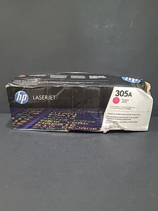Cartuccia toner originale HP 305A magenta CE413A LaserJet nuova *SCATOLA AMMACCATA - Foto 1 di 5