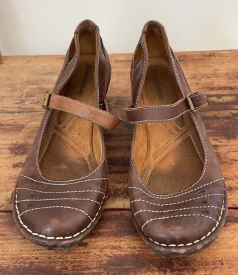 NATURALIZER   Brown Leather Mary Jane Style Women's Wedge Heel Shoes  8 M - Image 1 of 4