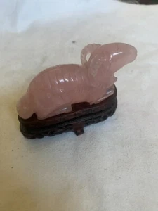 Vintage Chinese Ram Hand Carved Rose Quartz Figurine Statue On Wood Base - Picture 1 of 5