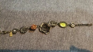 Pre-owned Mary DeMarco Different Flowers Bracelet  - Picture 1 of 4