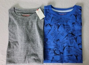 JUEGO DE 2 camisetas CAT & JACK de manga corta de carbón/tiburón azul pequeño (6-7) - Imagen 1 de 8