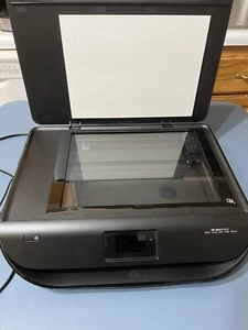 HP Envy 4500 Wireless Color All-in-One Inkjet Printer Copy Scan No Ink Used - Picture 1 of 8