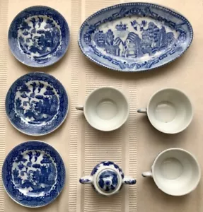 VINTAGE CHILD'S BLUE WILLOW DISHES JAPAN - Picture 1 of 9