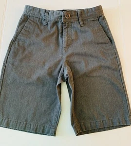 Boys youth Volcom shorts size 26 (12) - Picture 1 of 6