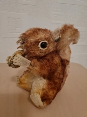 Steiff Vintage Squirrel' Perri' 1960's. 17 Cm Button On Ear. Very Good Condition - Image 1 of 4
