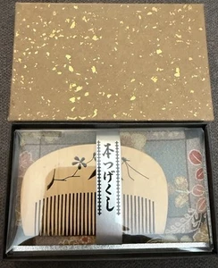 Vintage Japanese Boxwood Traditional Wooden Comb With Case - Picture 1 of 4