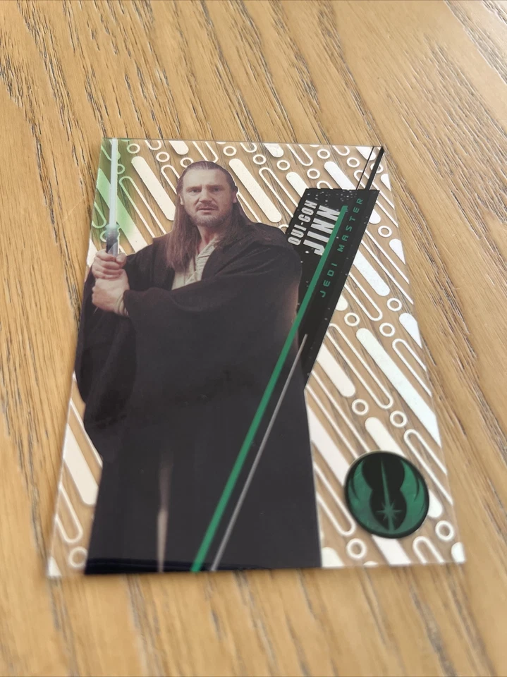 2016 Star Wars High Tek: Base Card (SW-28) Qui-Gon Jinn  Pattern 1 Form 1 - Image 1 of 1