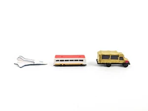 3 Figures Disney Collector Packs Lot Series 5 Safari Jeep Bus Space Shuttle - Picture 1 of 4