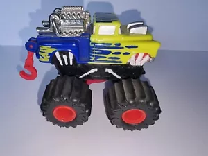 Hot Wheels Attack Pack Monster Truck Toy Slaughterjaws 1993 - Picture 1 of 2