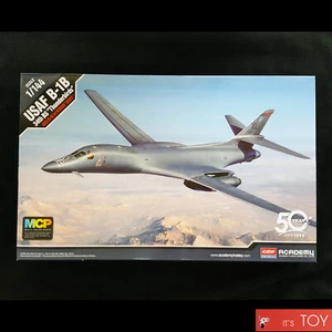 Academia 1/144 USAF B-1B 34th BS "Thunderbirds" Bombardero Modelo de plástico #12620 - Imagen 1 de 10