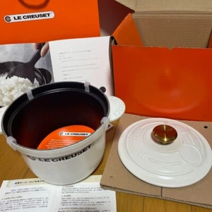 Le Creuset Disney Mickey Mouse Cookware Cocotte Cotton White 18cm New From Japan - Picture 1 of 5