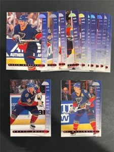 Juego de 13 cartas del equipo Leaf St. Louis Blues 1995-96 - Imagen 1 de 1