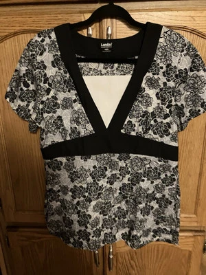 Landau 女士黑白医疗磨砂膏 M 码 — 第 1/4 张图片