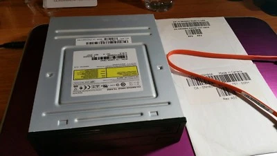  Dell Cd -Rw/Dvd Drive Ts-H493A/DEWH/ 2 installed disc - Image 1 of 4
