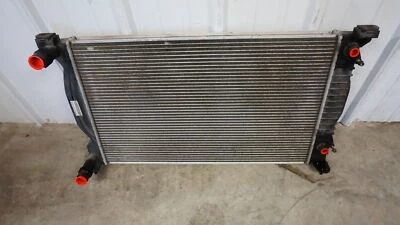 Radiador principal Audi A4 2.0T 2006-2008 8E0121251AE OEM Foto 1 de 3