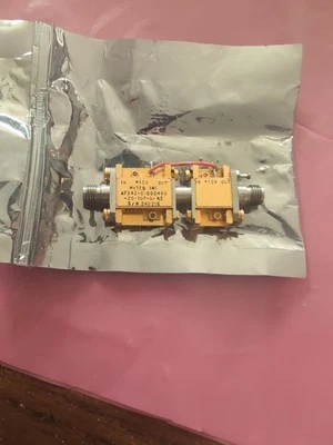 Miteq AFS42-01000400-20-10P-L-42 RF Amplifier - Image 1 of 4