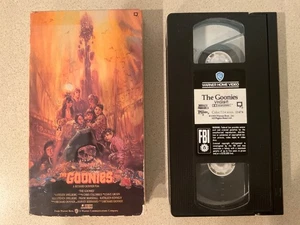 The Goonies (VHS, 1986/1991) Sean Astin, Corey Feldman - Bild 1 von 4