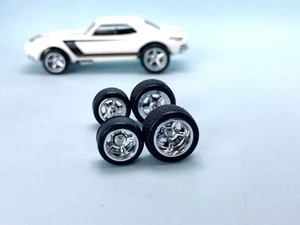 R286 Hotwheels 1/64 Real rider# 5 Spoke Chrome 10/12mm Medium ,67 Camaro wheels - Picture 1 of 4