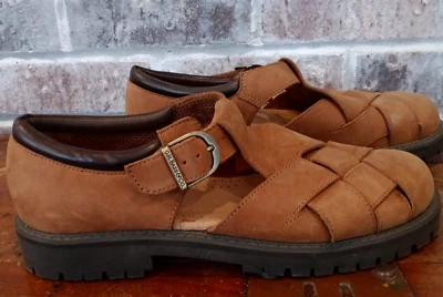 G.H. Bass Women 8.5M Closed Toe Weaved Suede Leather Buckle Sandals Falon R813 - Image 1 of 4