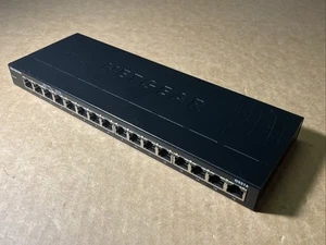 NETGEAR GS316 16-Port Gigabit Ethernet Network Switch*NO ADAPTER* - Afbeelding 1 van 4