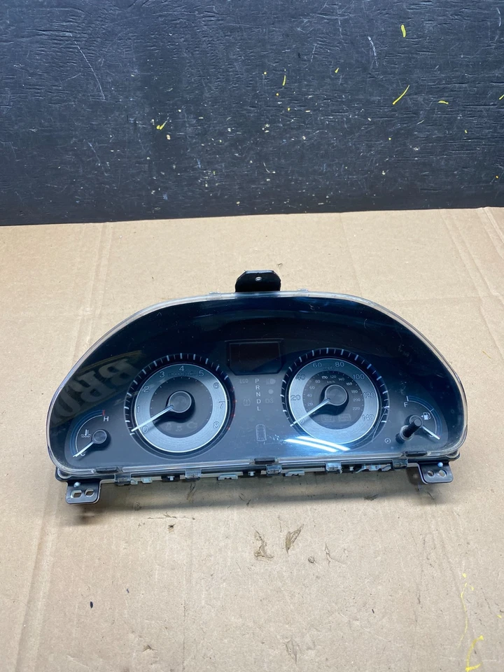 2011 2012 2013 Honda Odyssey Speedometer Instrument Cluster Oem R8807  DG - Image 1 of 4