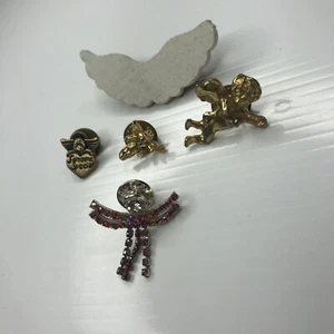 X Lot Vtg Retro Pins Brooches Angels Wings Wood Gold  70s Crystals - Picture 1 of 8