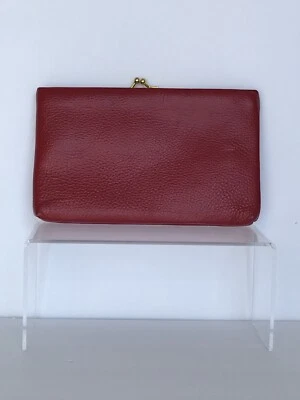 Vintage Red Pebbled Purse Retro Clutch w/ Hidden Pop-out Wallet Kiss Clasp Locks - Image 1 of 4