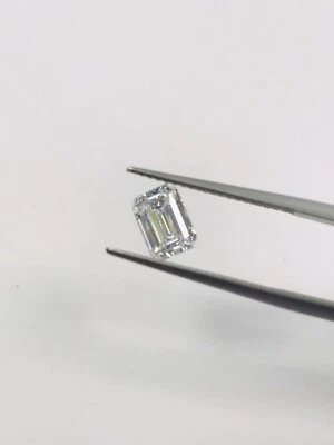 Diamante cultivado en laboratorio esmeralda de 1,09 quilates certificado color E claridad VS1 Foto 1 de 3