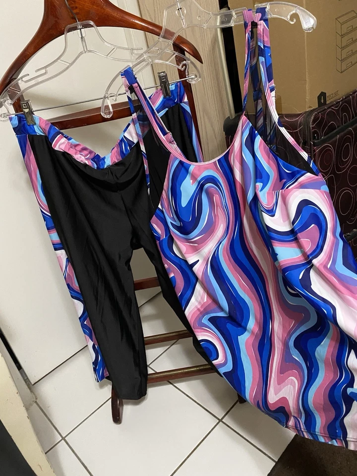 Traje de baño Tankini 2 piezas geométrico colorido rosa, azul negro pantalones capris talla 2X Foto 1 de 4