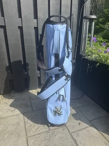 Laurel Valley Golf Club Taylormade Flex tech Premium Golf Bag - Carolina Blue - Picture 1 of 11