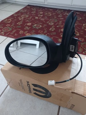Espejo retrovisor izquierdo lado conductor genuino MOPAR 2006-2010 Chrysler PT Cruiser 5067423AD Foto 1 de 3