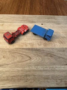 (2) Vintage 1960's Lesney Matchbox: 1976 #42 Mercedes Container, Hut Truck #60 - Picture 1 of 10