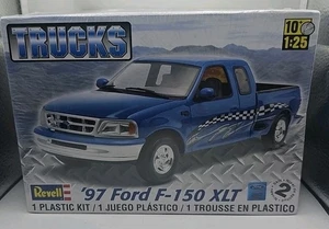 Revell Trucks '97 FORD F-150 XLT Pickup Truck 1:25 Model Kit New Sealed - Picture 1 of 4