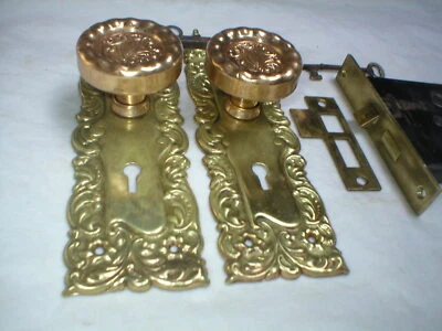 Herrajes para puertas antiguos de la época victoriana Foto 1 de 4