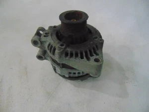 2005 Land Rover LR3 V8 4.4L Alternator - Picture 1 of 4