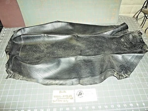 HONDA XL250R 77200-KT4-670 VINYL SEAT COVER USED 1 QUANTITY FREE SHIPPING - Picture 1 of 2