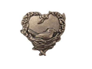 Birds & Blooms Bird Pin Silvertone Metal Heart Shape 2004 Imitation Pewter (O) - Picture 1 of 2