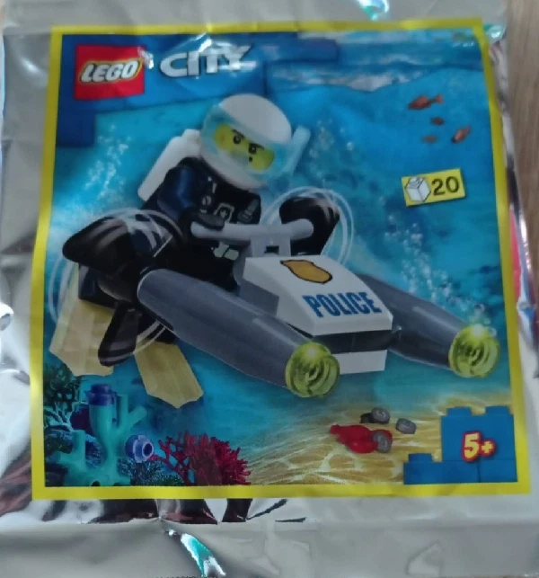 LEGO City - Police Diver with Underwater Scooter - Mini Set 952208 - New - Image 1 of 1