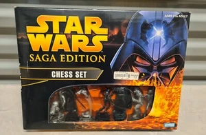 STAR WARS CHESS SET SAGA EDITION Vintage 2004 Original NEW SEALED - Picture 1 of 11