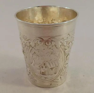 German Solid Silver Repousse Beaker Leipzig c. 1700 Schmidt Becher um 1700 - Picture 1 of 8