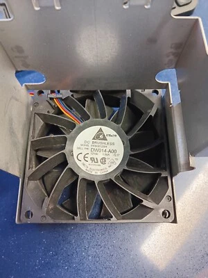 VENTOLA DELTA DC BRUSHLESS FFB0812SH 0.60A CON DISSIPATORE DI CALORE USATO* - Immagine 1 di 4