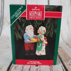 Hallmark Andenken Ornament 1992 Herr und Frau Claus Geschenk Tausch #7 7. Serie - Bild 1 von 13