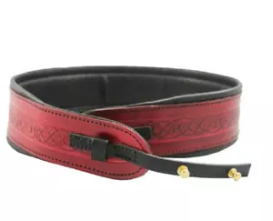 CORREA BANJO CUNA AJUSTABLE ACOLCHADA DE CUERO ROJO CELTA EN RELIEVE - HECHA EN REINO UNIDO - Imagen 1 de 2