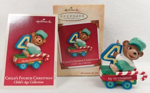 Hallmark Keepsake "Quarto Natale per bambini" ornamento orso e carta 2004 FAST SH - Foto 1 di 16