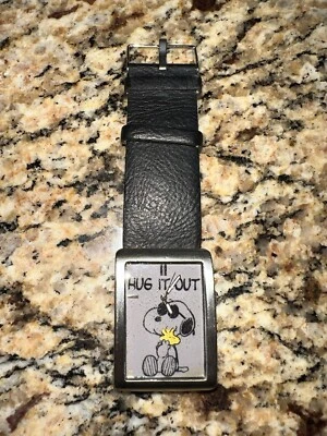 Reloj Armitron Peanuts Snoopy & Woodstock "Hug it Out" Foto 1 de 4