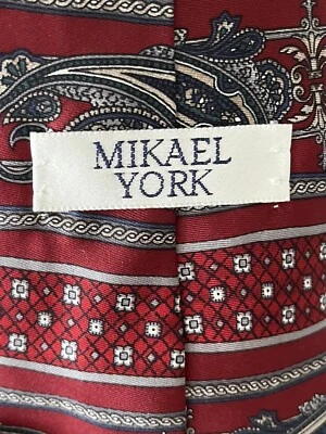 Corbata Mikael York Horizontal Rayas Roja Estampada Seda Paisley 4" W 55.5" L EE. UU. Foto 1 de 4