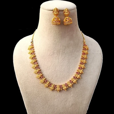 Conjunto de joyas de templo del sur de la India collar de rubí de la diosa Lakshmi enchapado en oro de 22 k Foto 1 de 4