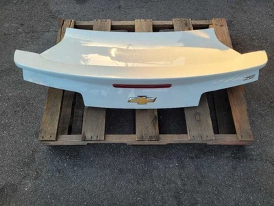 Chevrolet Camaro SS 2014-2015 cupé cubierta trasera tapa alerón D80 pintura blanca Foto 1 de 4