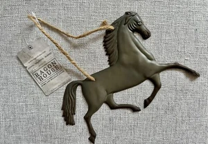 Ragon House Horse - Picture 1 of 5